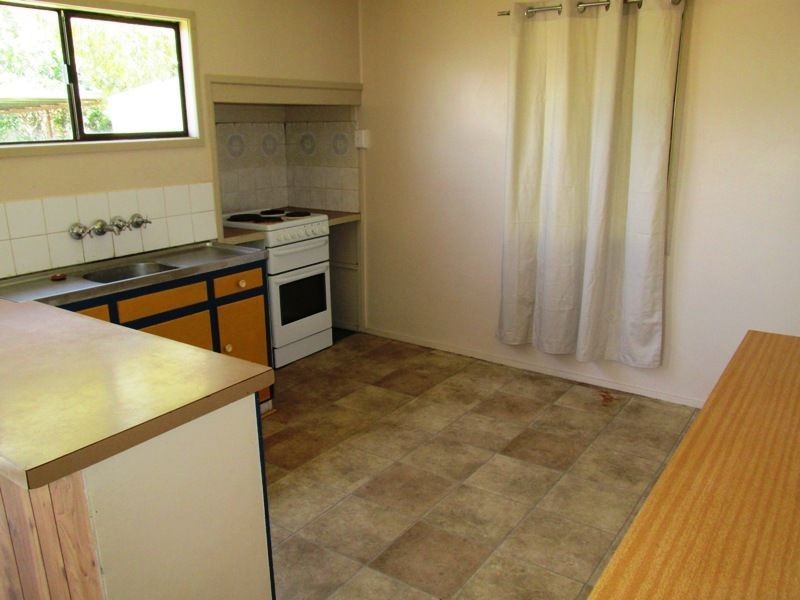 103 Shakespeare street, Alpha QLD 4724