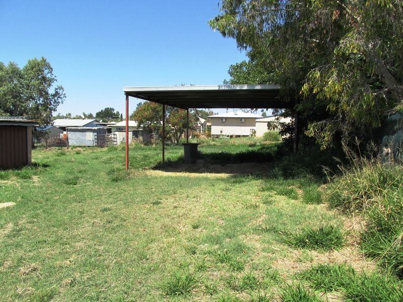 103 Shakespeare street, Alpha QLD 4724