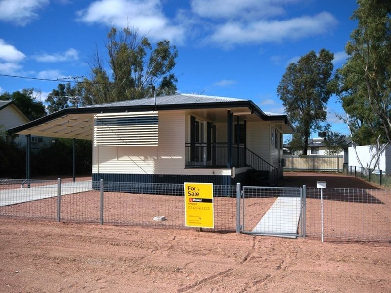 17 Stilt street, Longreach QLD 4730