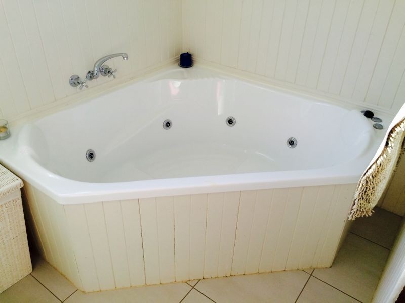 108 Cassowary Street, Longreach QLD 4730