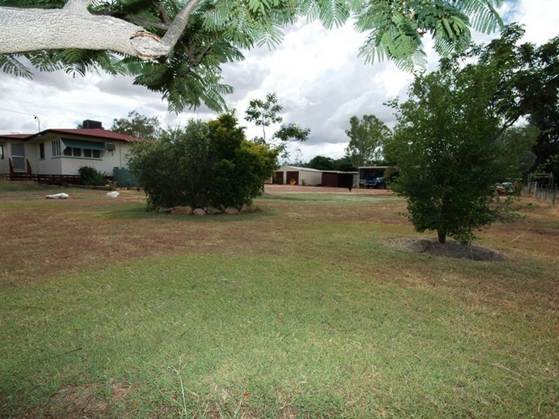 29-31 Mitchell street, Ilfracombe QLD 4727