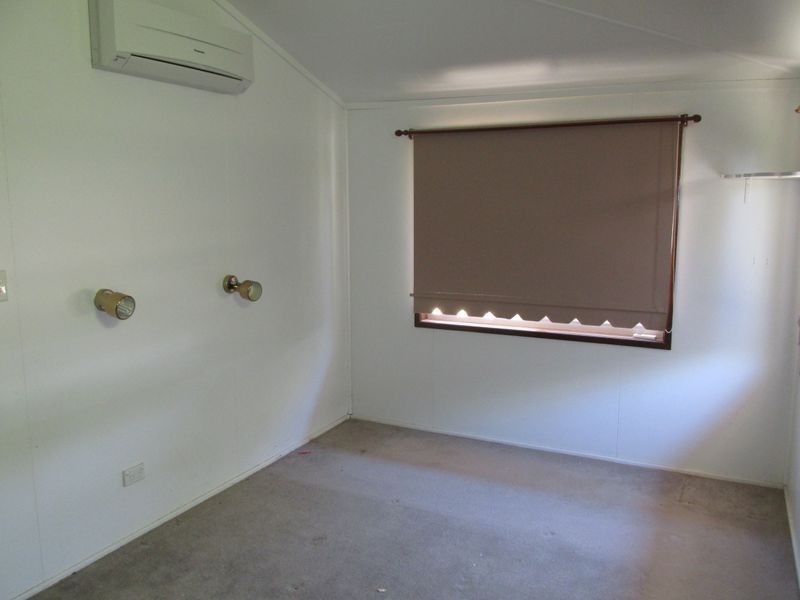 27 Brolga street, Longreach QLD 4730