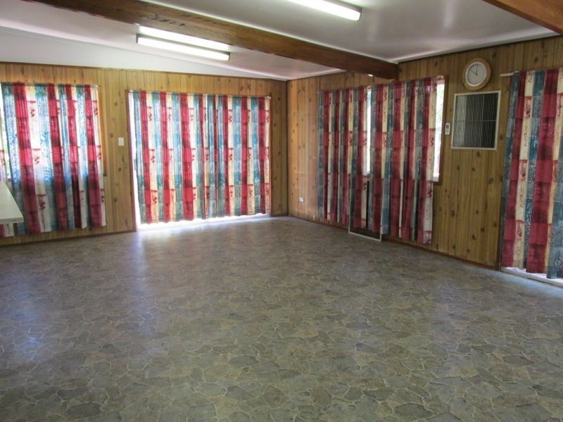 27 Brolga street, Longreach QLD 4730