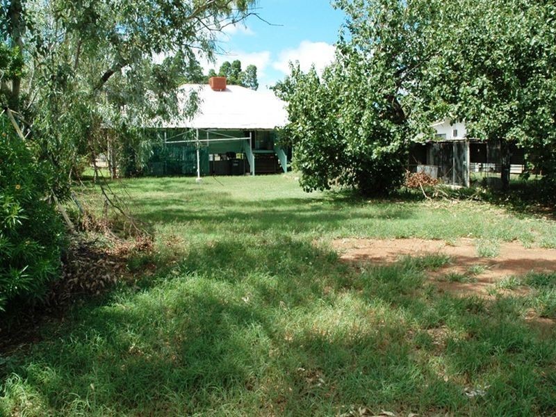 47 Eagle street, Longreach QLD 4730