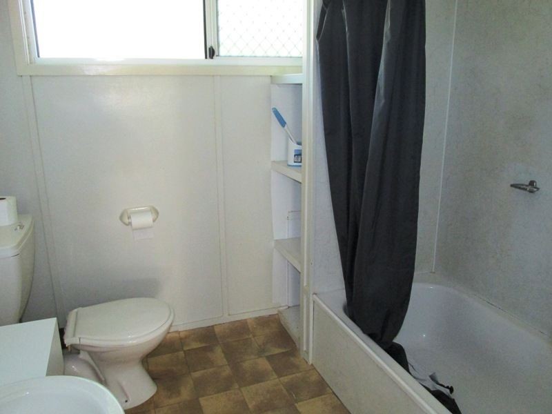 11 Jabiru street, Longreach QLD 4730