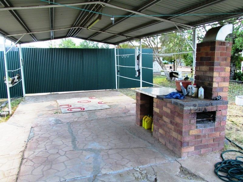 159 Crane street, Longreach QLD 4730