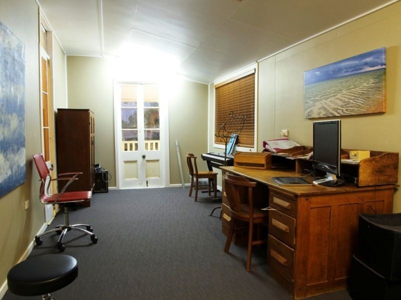 91 Falcon street, Longreach QLD 4730