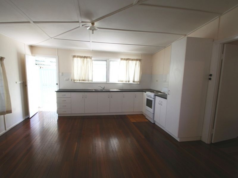 39 Crane street, Longreach QLD 4730