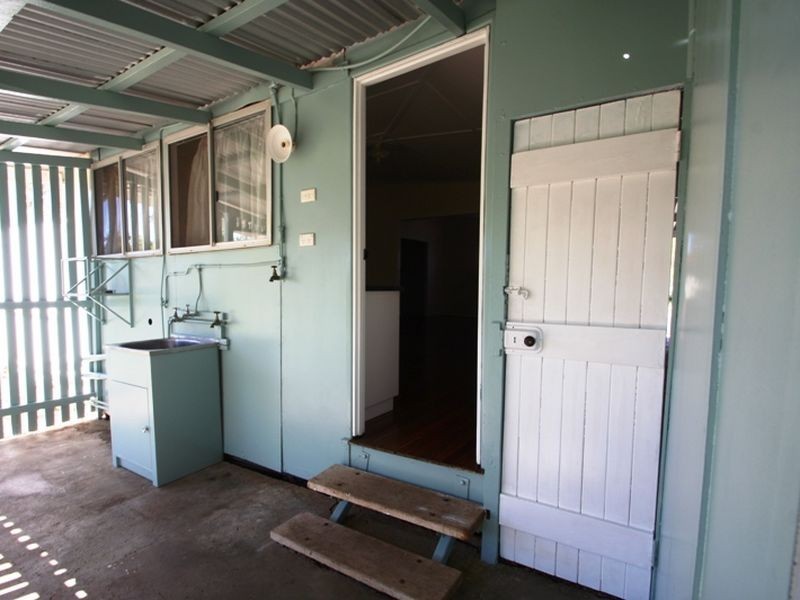 39 Crane street, Longreach QLD 4730