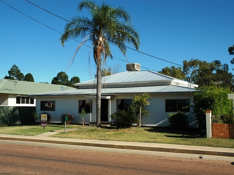 117 Emu street, Longreach QLD 4730