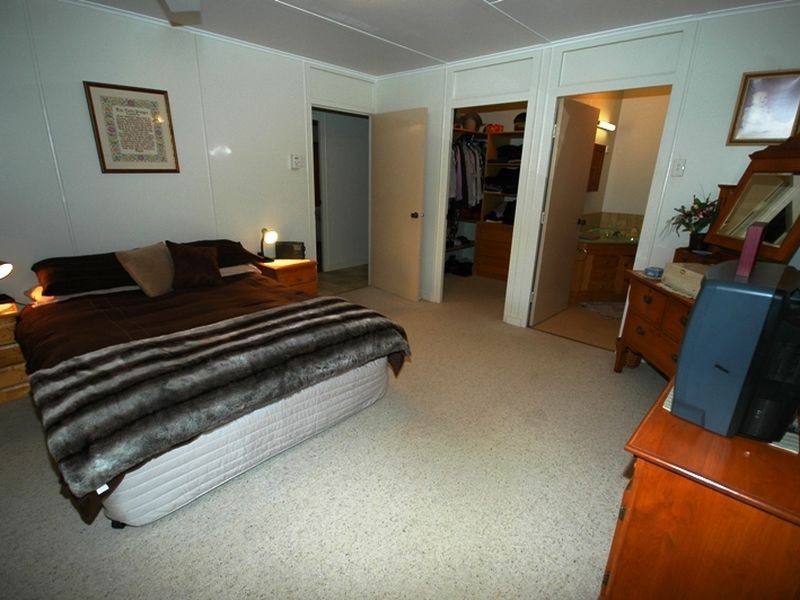 60 Quail street, Longreach QLD 4730
