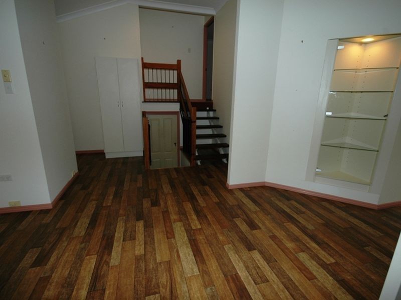 142 Cassowary street, Longreach QLD 4730