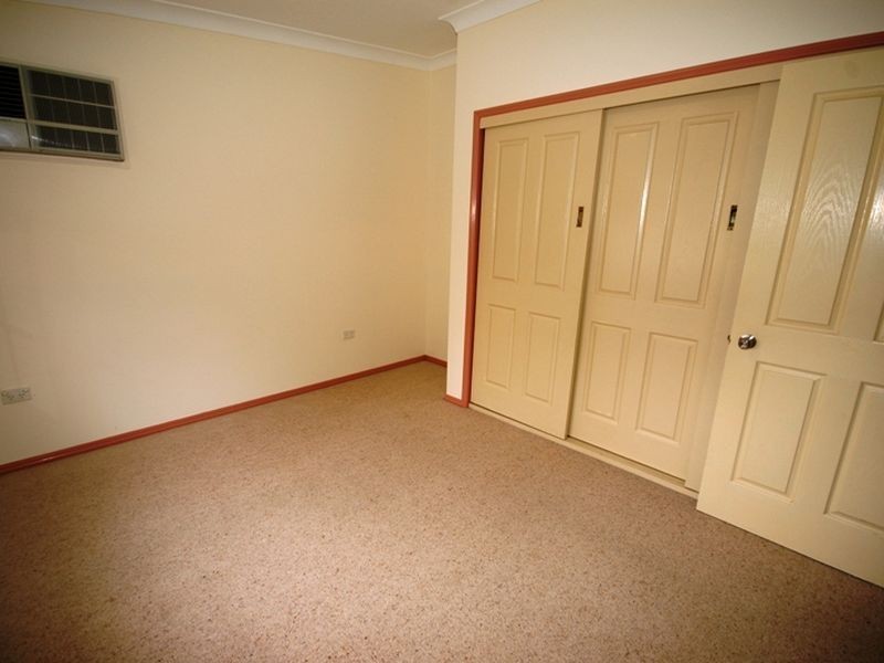 142 Cassowary street, Longreach QLD 4730