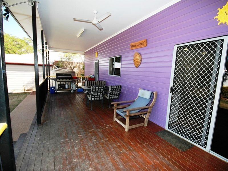 154 Galah street, Longreach QLD 4730