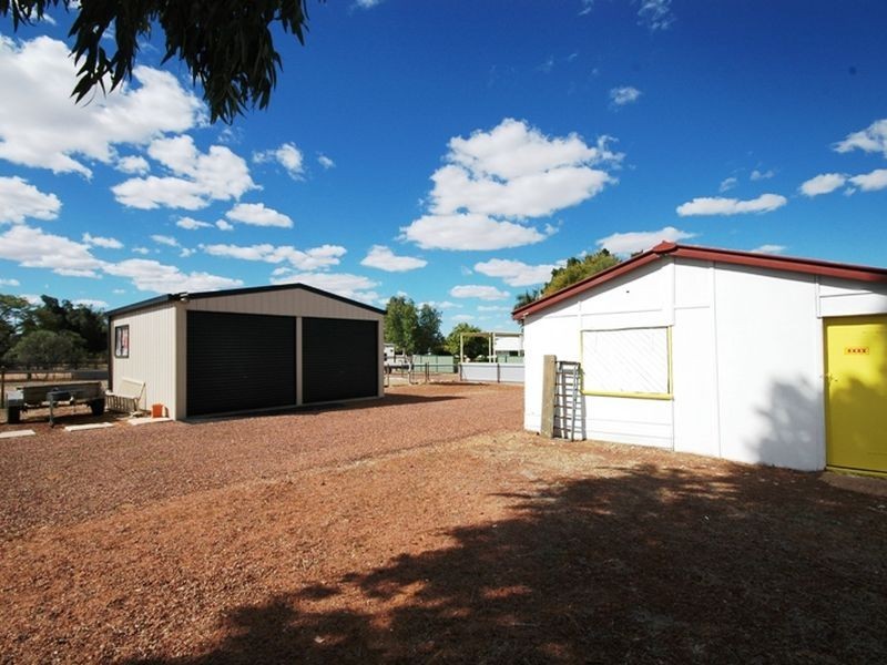 154 Galah street, Longreach QLD 4730