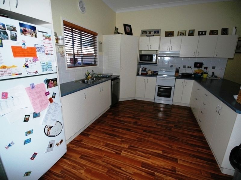 154 Galah street, Longreach QLD 4730