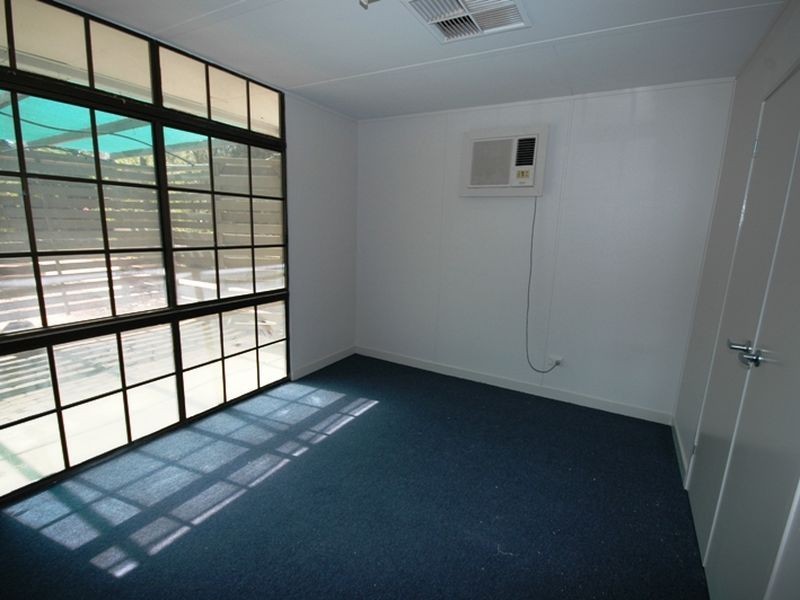 31 Quarrian road, Longreach QLD 4730