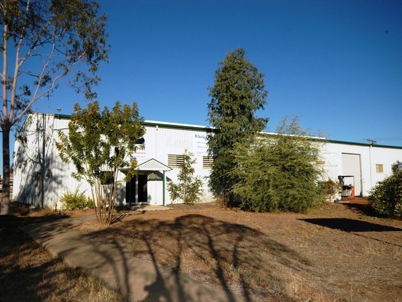 2-4 Miner road, Longreach QLD 4730