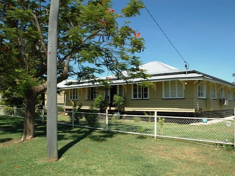 87 Falcon street, Longreach QLD 4730