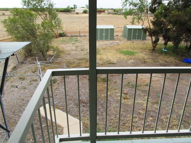 24a Gull street, Longreach QLD 4730