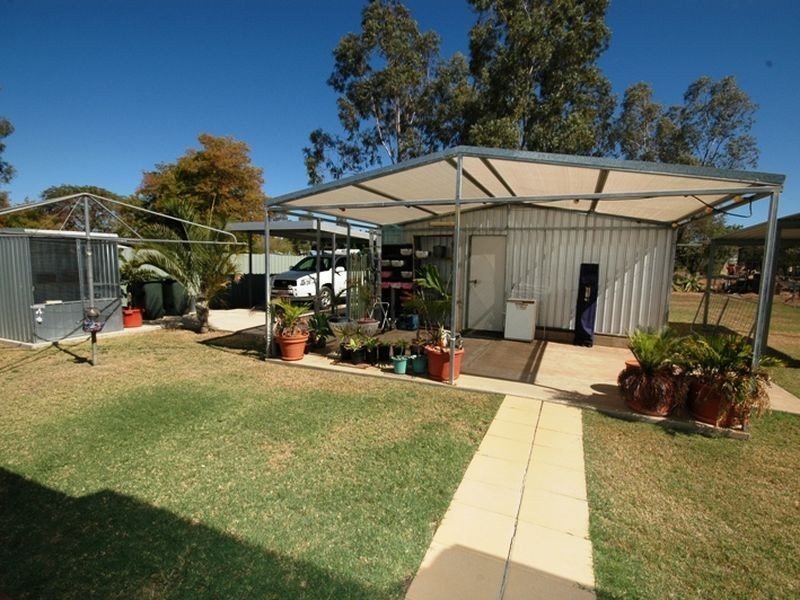 107 Cassowary street, Longreach QLD 4730