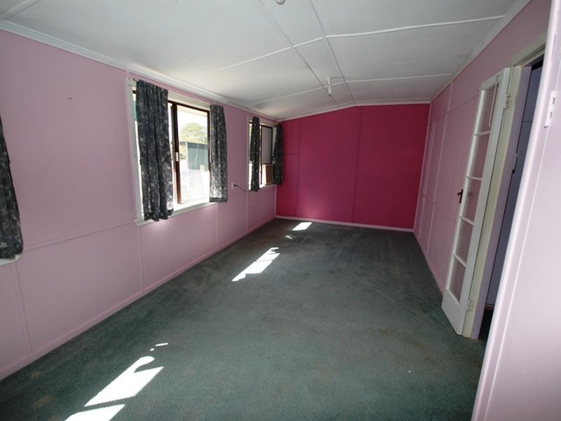 133 Crane street, Longreach QLD 4730