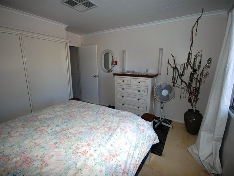 38 Quarrian road, Longreach QLD 4730