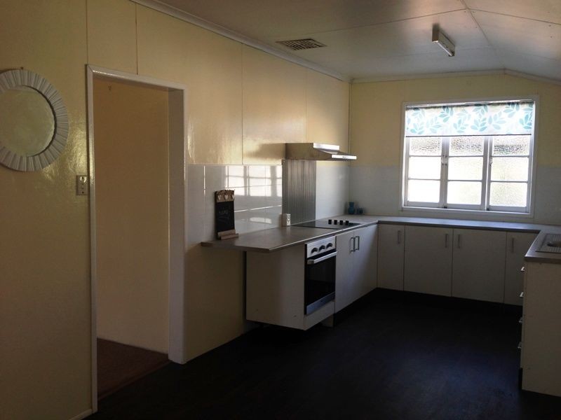 54 Eagle street, Longreach QLD 4730