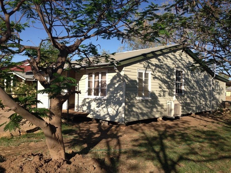 54 Eagle street, Longreach QLD 4730
