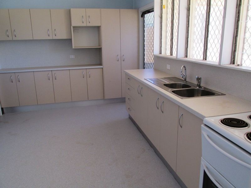 37 QUARRIAN ROAD, Longreach QLD 4730