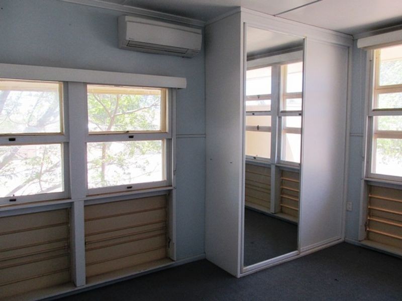 37 QUARRIAN ROAD, Longreach QLD 4730