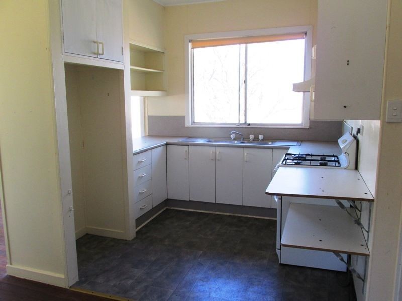 154 CASSOWARY STREET, Longreach QLD 4730