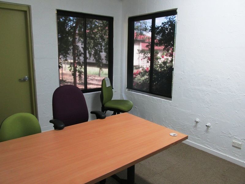 3 Snipe street, Longreach QLD 4730