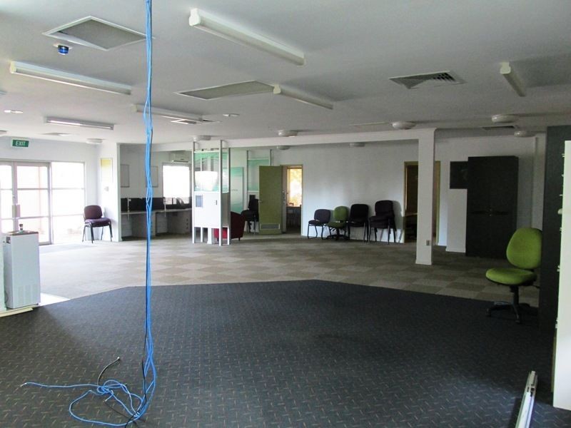 3 Snipe street, Longreach QLD 4730