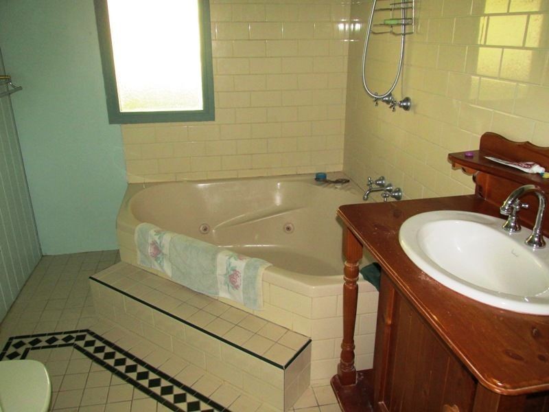 55 Fir street, Barcaldine QLD 4725