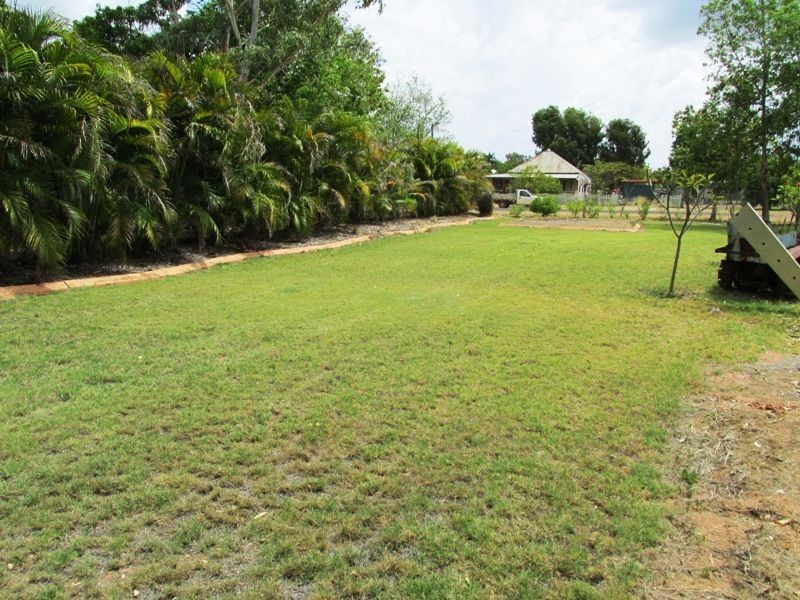 55 Fir street, Barcaldine QLD 4725