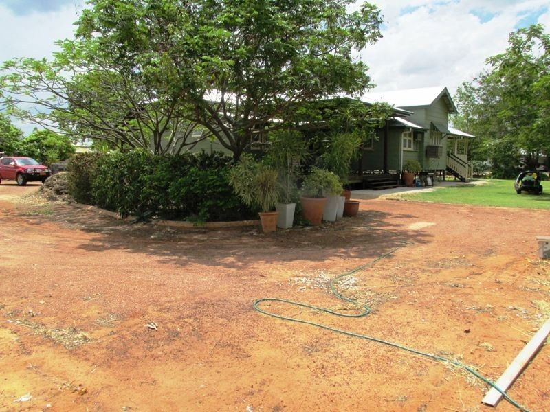 55 Fir street, Barcaldine QLD 4725