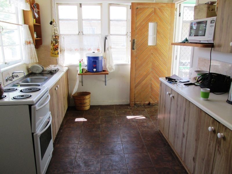 10 Heron street, Longreach QLD 4730