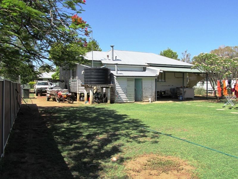 10 Heron street, Longreach QLD 4730