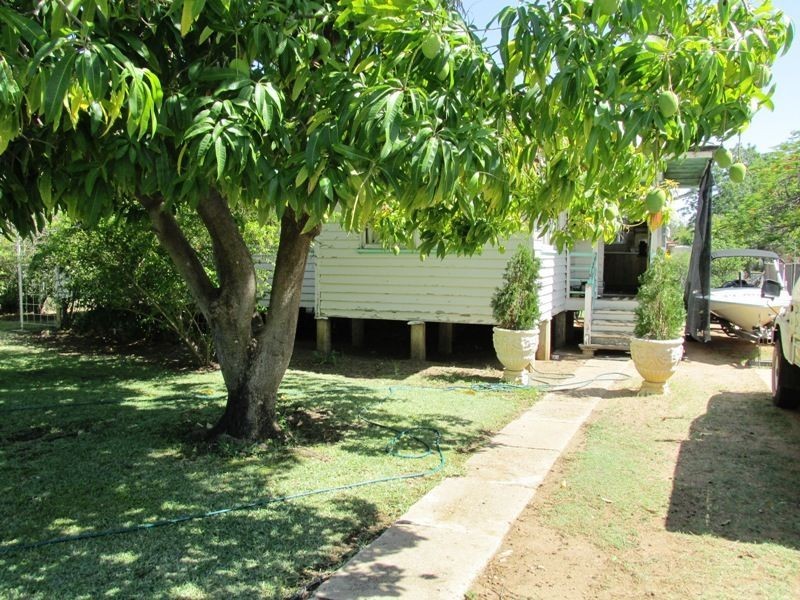 10 Heron street, Longreach QLD 4730