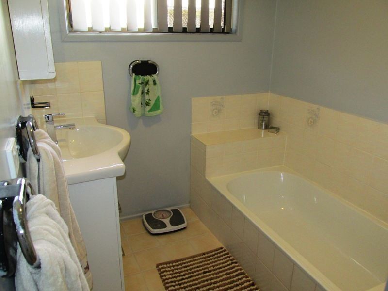 157 Ibis street, Longreach QLD 4730