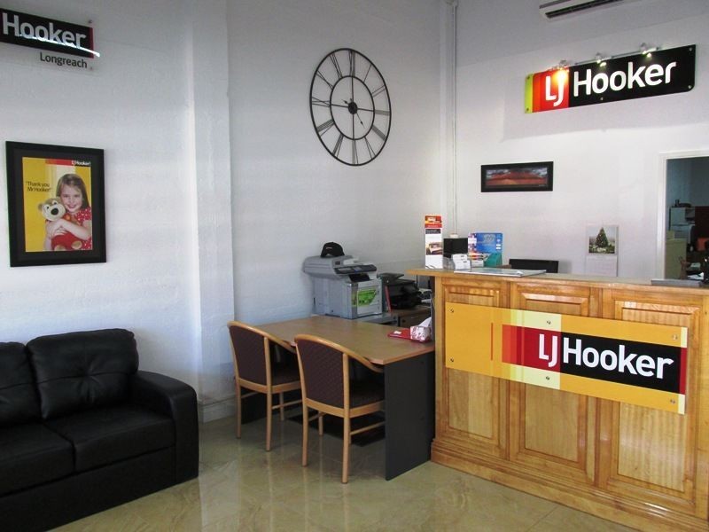 Shop 1 / 1 Eagle street, Longreach QLD 4730