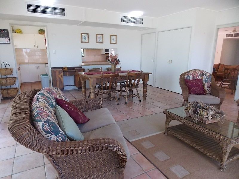 59 Oak street, Barcaldine QLD 4725