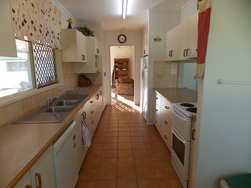 59 Oak street, Barcaldine QLD 4725