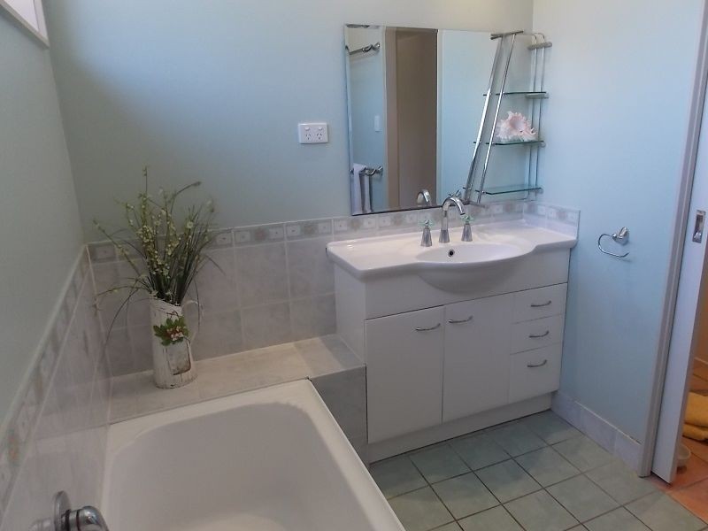 59 Oak street, Barcaldine QLD 4725