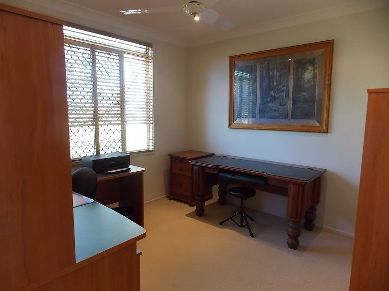 59 Oak street, Barcaldine QLD 4725