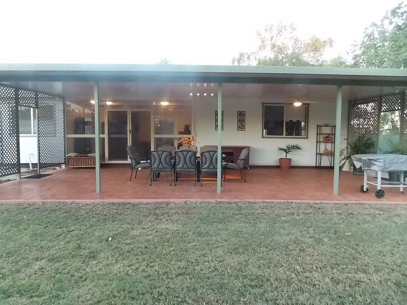 59 Oak street, Barcaldine QLD 4725