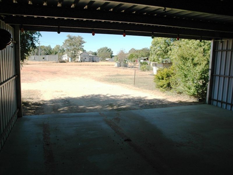 82 Cassowary street, Longreach QLD 4730