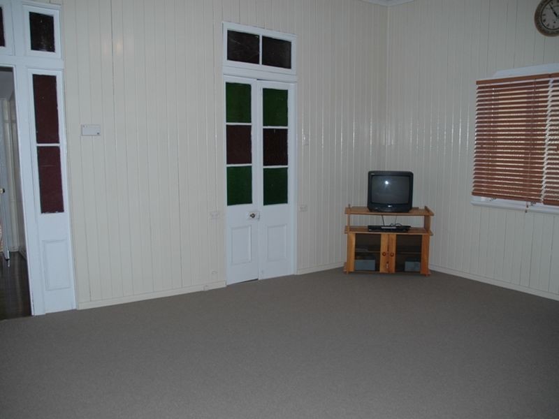 145 Cassowary street, Longreach QLD 4730