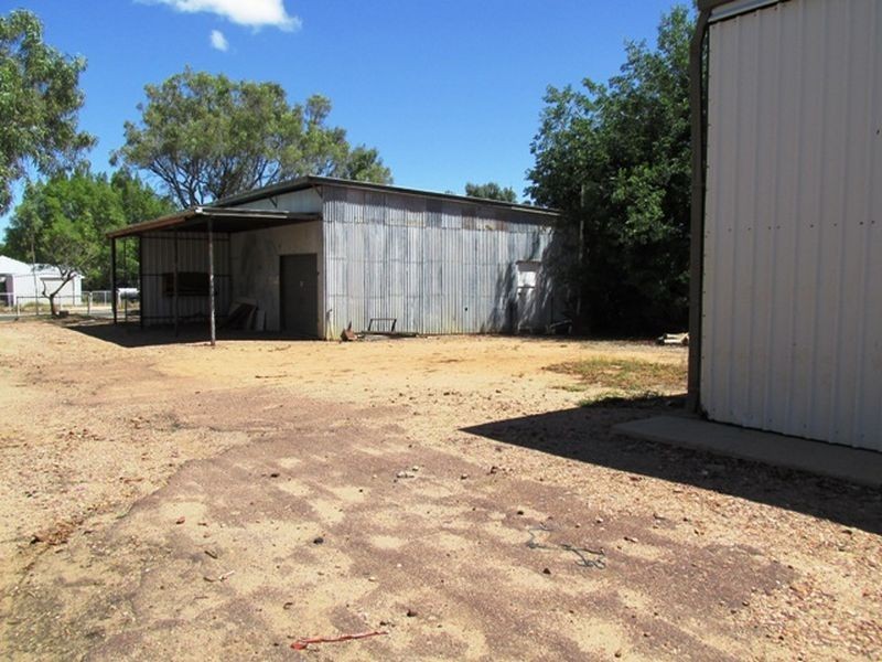 153 Eagle street, Longreach QLD 4730